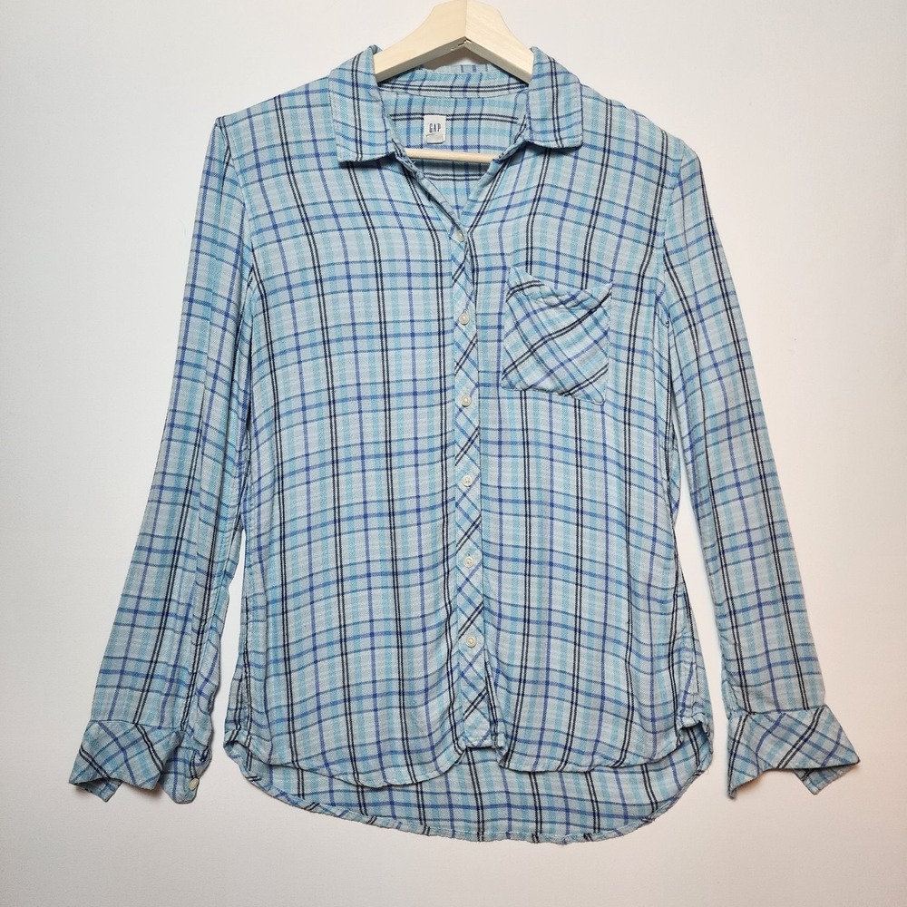 GAP Plaid Button Down Shirt Blue Long Sleeve Casual Collared Top Size Medium